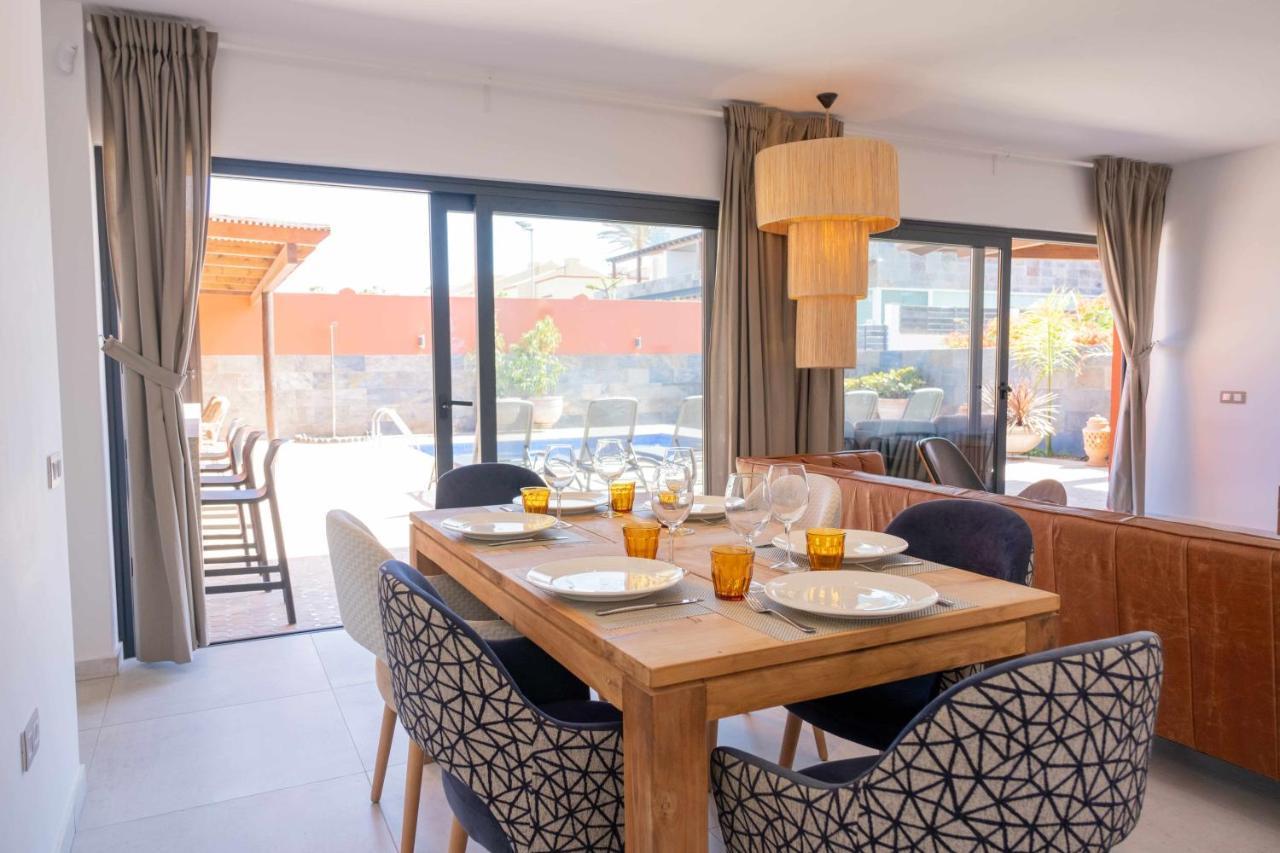 קורלחו Villa Privada De Lujo Con Piscina Villa Wabi Sabi מראה חיצוני תמונה